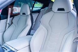 بي ام دبليو 8 الفئة